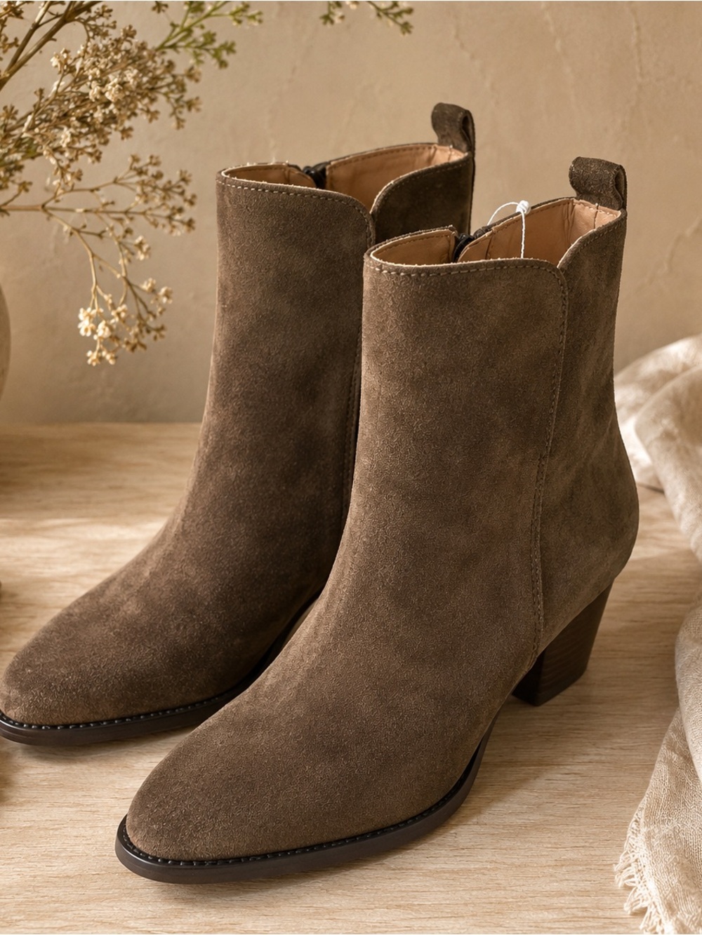 NWT Genuine Suede Olive Ankle Booties Size 9 Stacked Heel